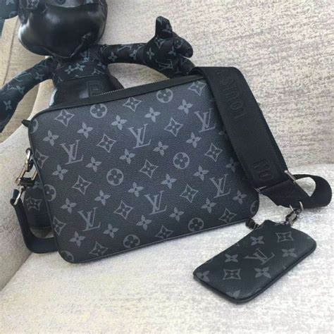 lv taschen männer|messenger tasche herren louis vuitton.